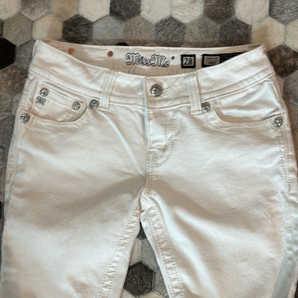 Miss Me size 28 white skinny jeans - Picture 7 of 7